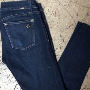 DL 1961 jeans size 26 skinny leg Low rides
